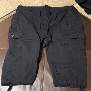 St. John's Bay Black Cargo Shorts